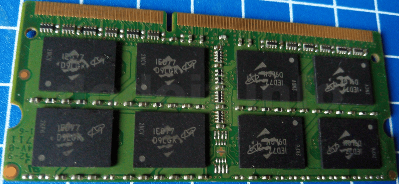 DDR3-SODIMM-4GBのメモリ裏